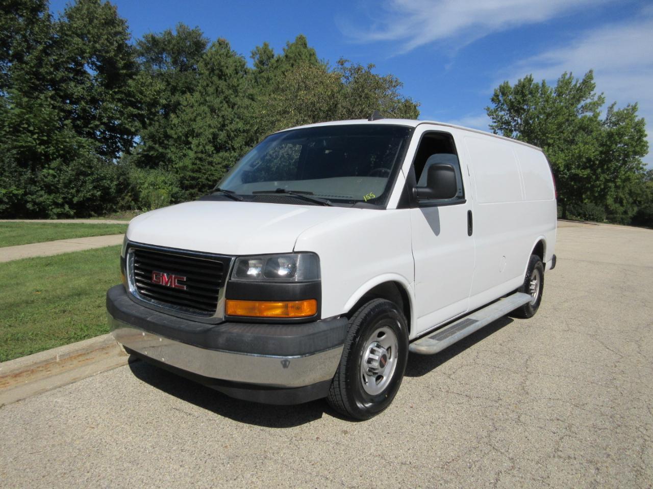 GMC Savana Cargo Van RWD 2500 135" 2020