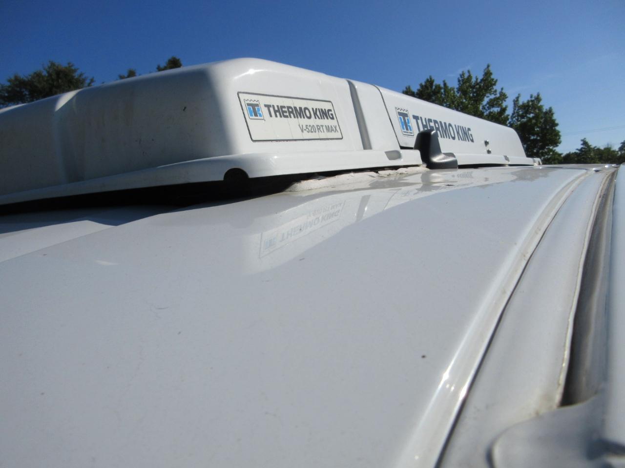 Ford Transit Cargo Van T-250 130" Med Rf 9070 GVWR RWD 2021
