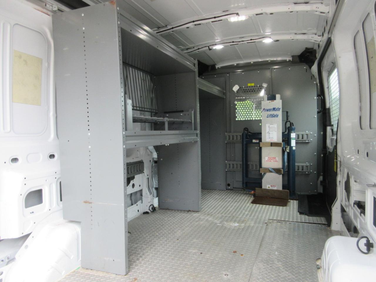 Ford Transit Van T-350 148" Med Rf 9500 GVWR Sliding RH Dr 2018
