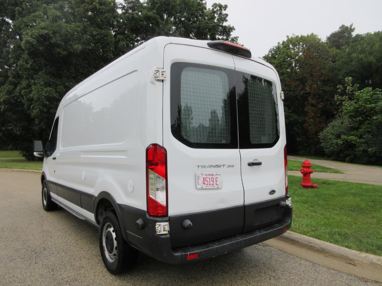 Ford Transit Van T-350 148" Med Rf 9500 GVWR Sliding RH Dr 2018