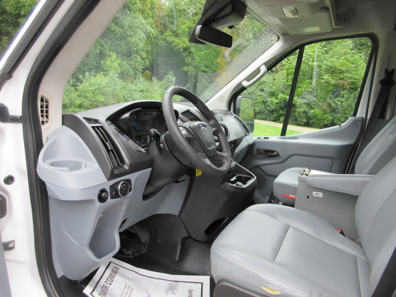 Ford Transit Van T-350 148" Med Rf 9500 GVWR Sliding RH Dr 2018