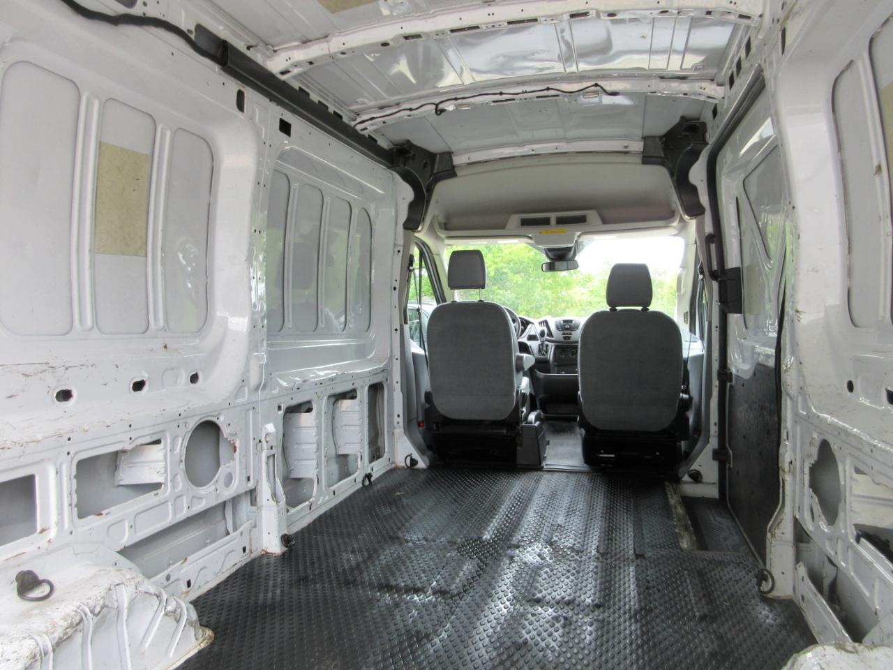 Ford Transit Cargo Van T-150 148" Med Rf 8600 GVWR Sliding RH Dr 2016