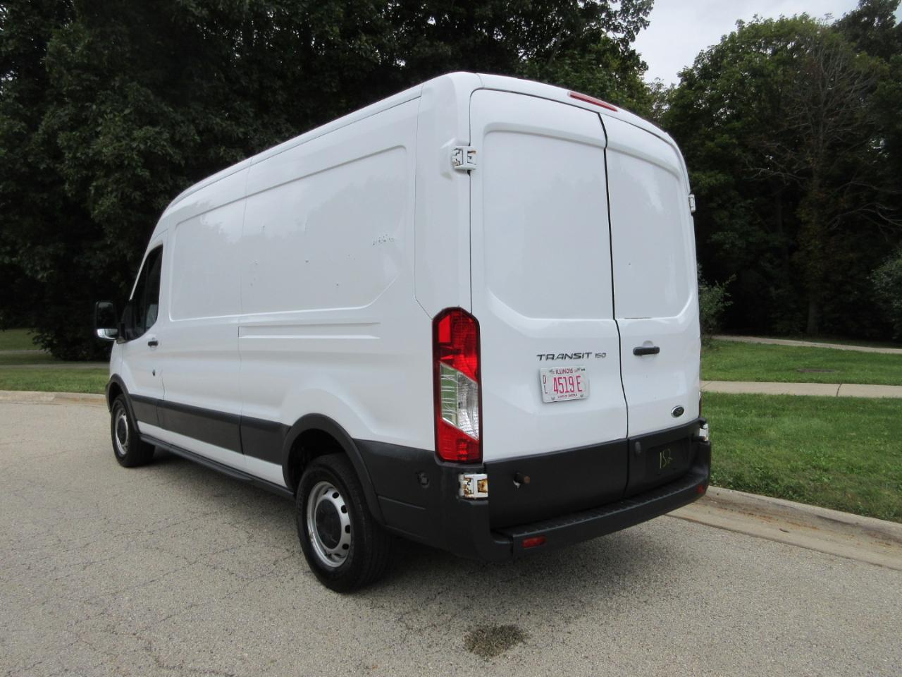 Ford Transit Cargo Van T-150 148" Med Rf 8600 GVWR Sliding RH Dr 2016