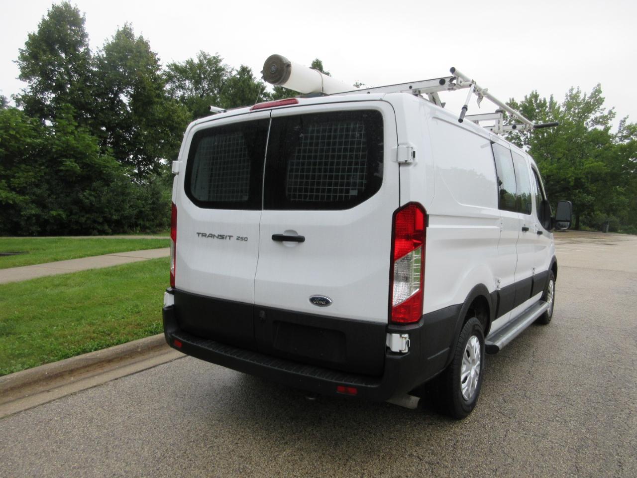 Ford Transit Cargo Van T-250 130" Low Rf 9070 GVWR RWD 2020