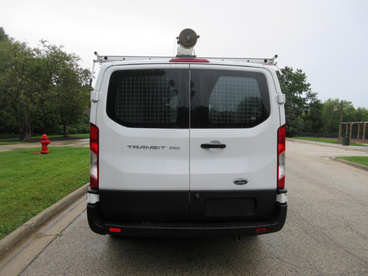 Ford Transit Cargo Van T-250 130" Low Rf 9070 GVWR RWD 2020