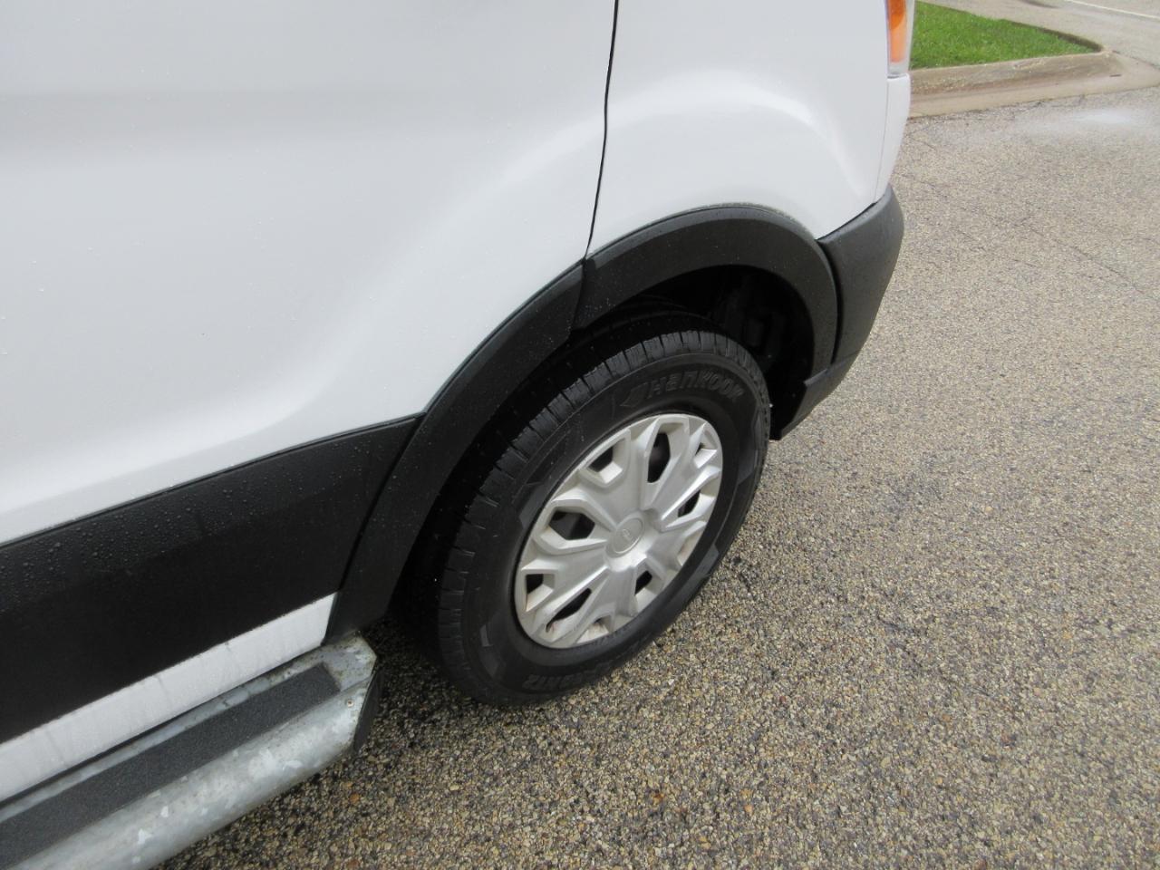 Ford Transit Cargo Van T-250 130" Low Rf 9070 GVWR RWD 2020