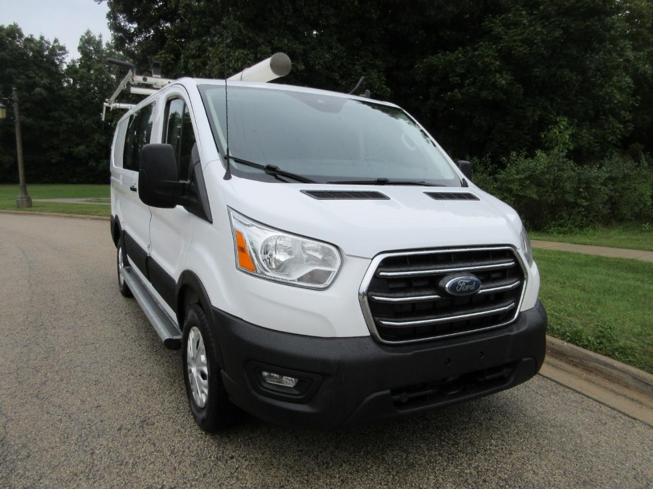 Ford Transit Cargo Van T-250 130" Low Rf 9070 GVWR RWD 2020