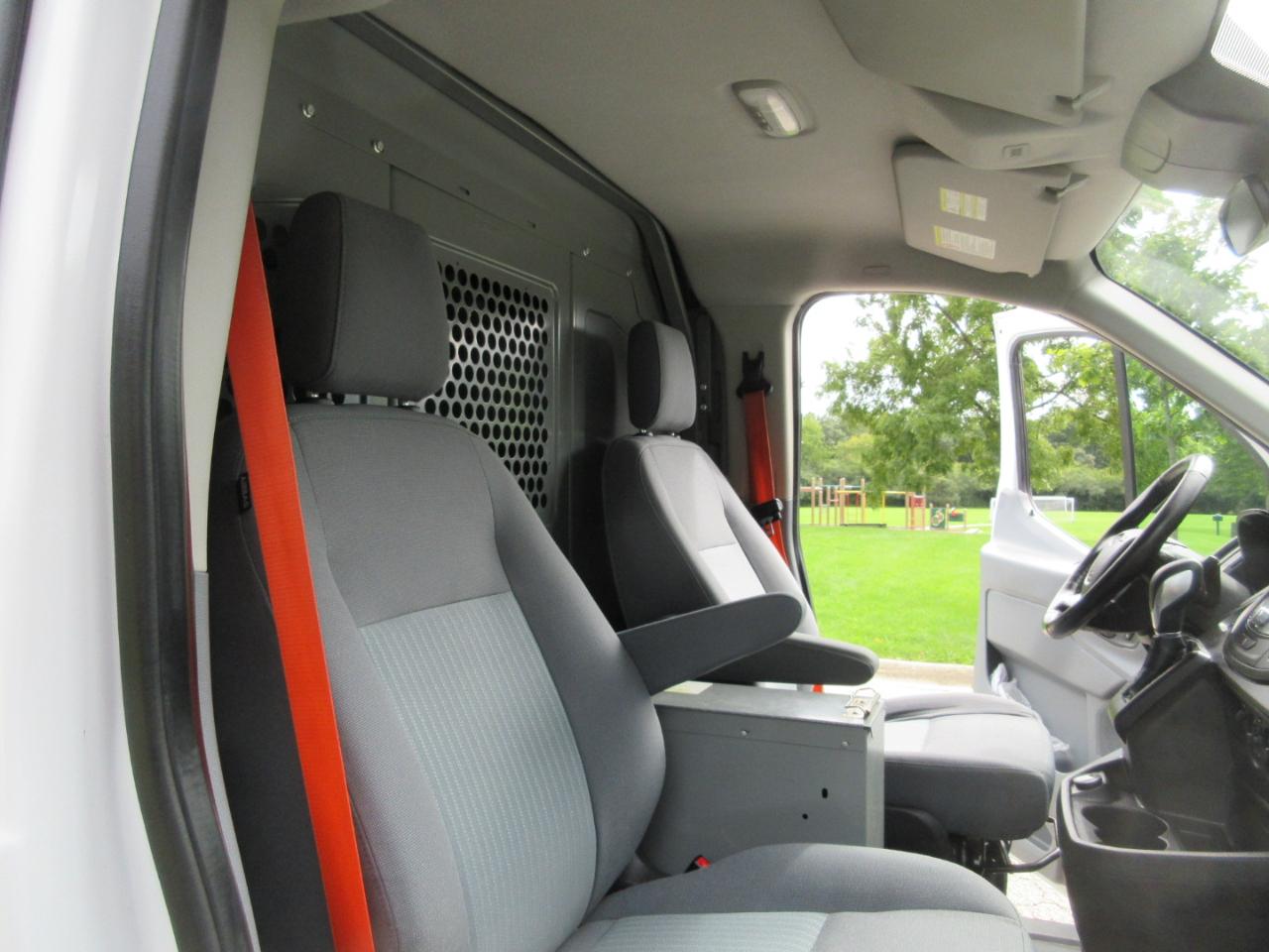Ford Transit Van T-150 148" Low Rf 8600 GVWR Sliding RH Dr 2018