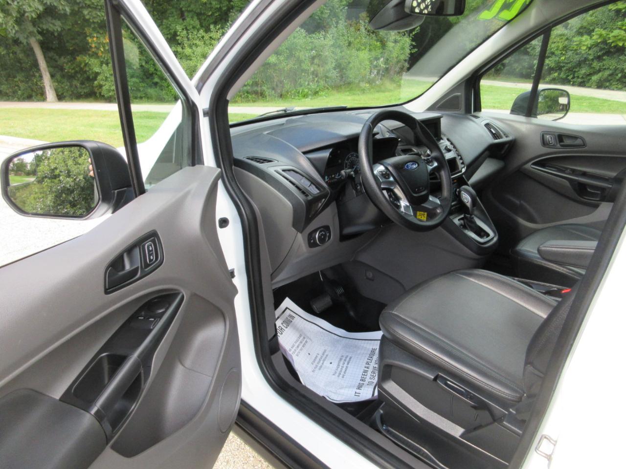 Ford Transit Connect Van XL LWB w/Rear Symmetrical Doors 2022