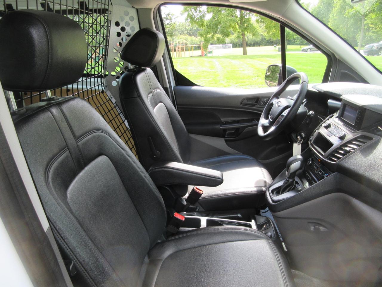 Ford Transit Connect Van XL LWB w/Rear Symmetrical Doors 2022