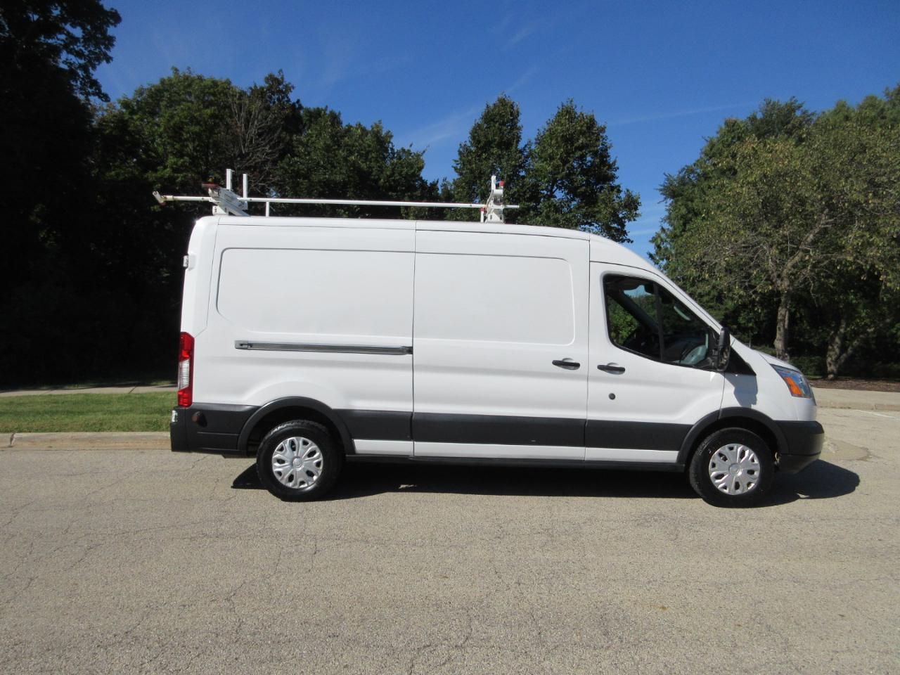 Ford Transit Cargo Van T-150 148" Med Rf 8600 GVWR Sliding RH Dr 2015