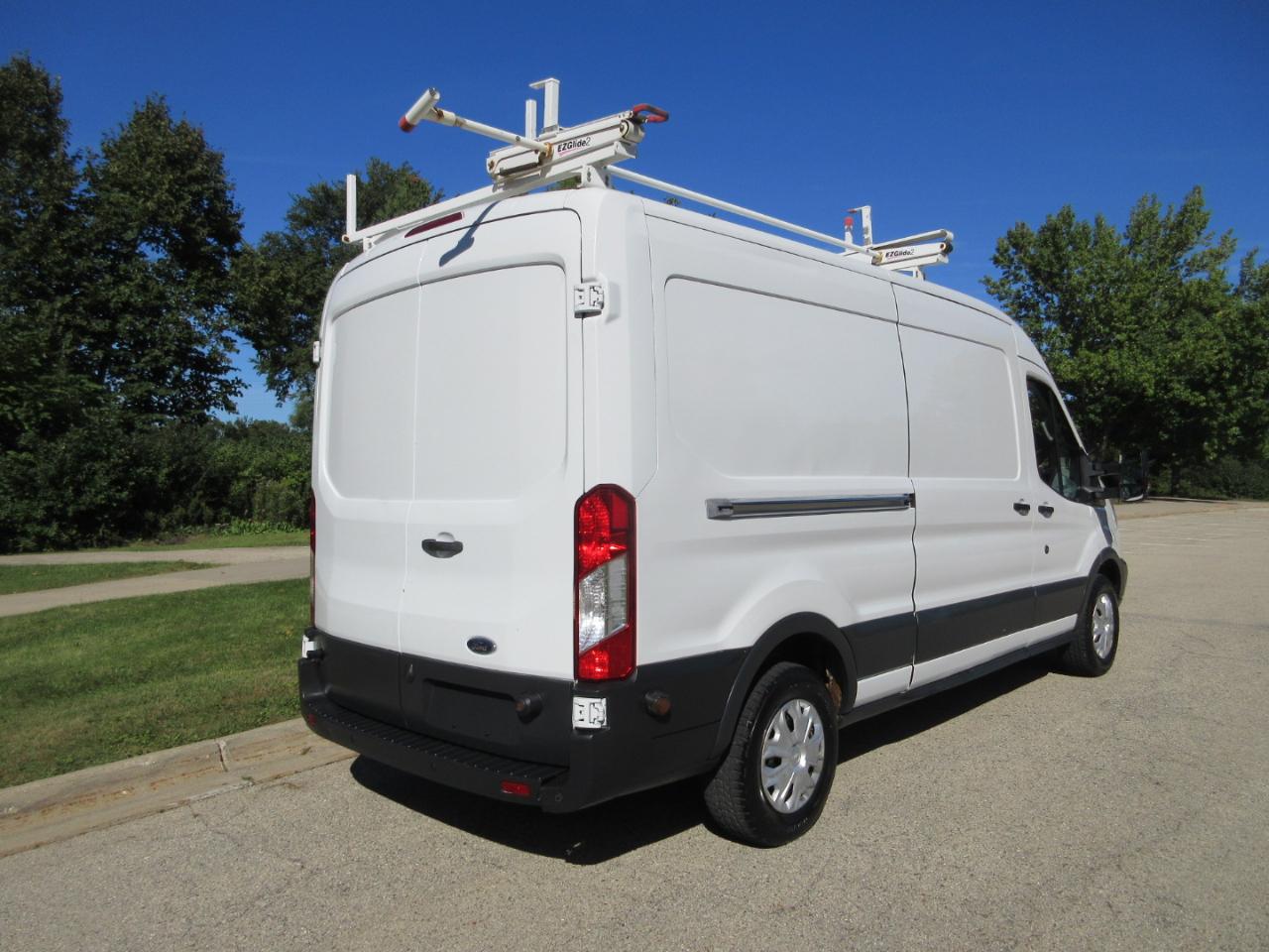 Ford Transit Cargo Van T-150 148" Med Rf 8600 GVWR Sliding RH Dr 2015