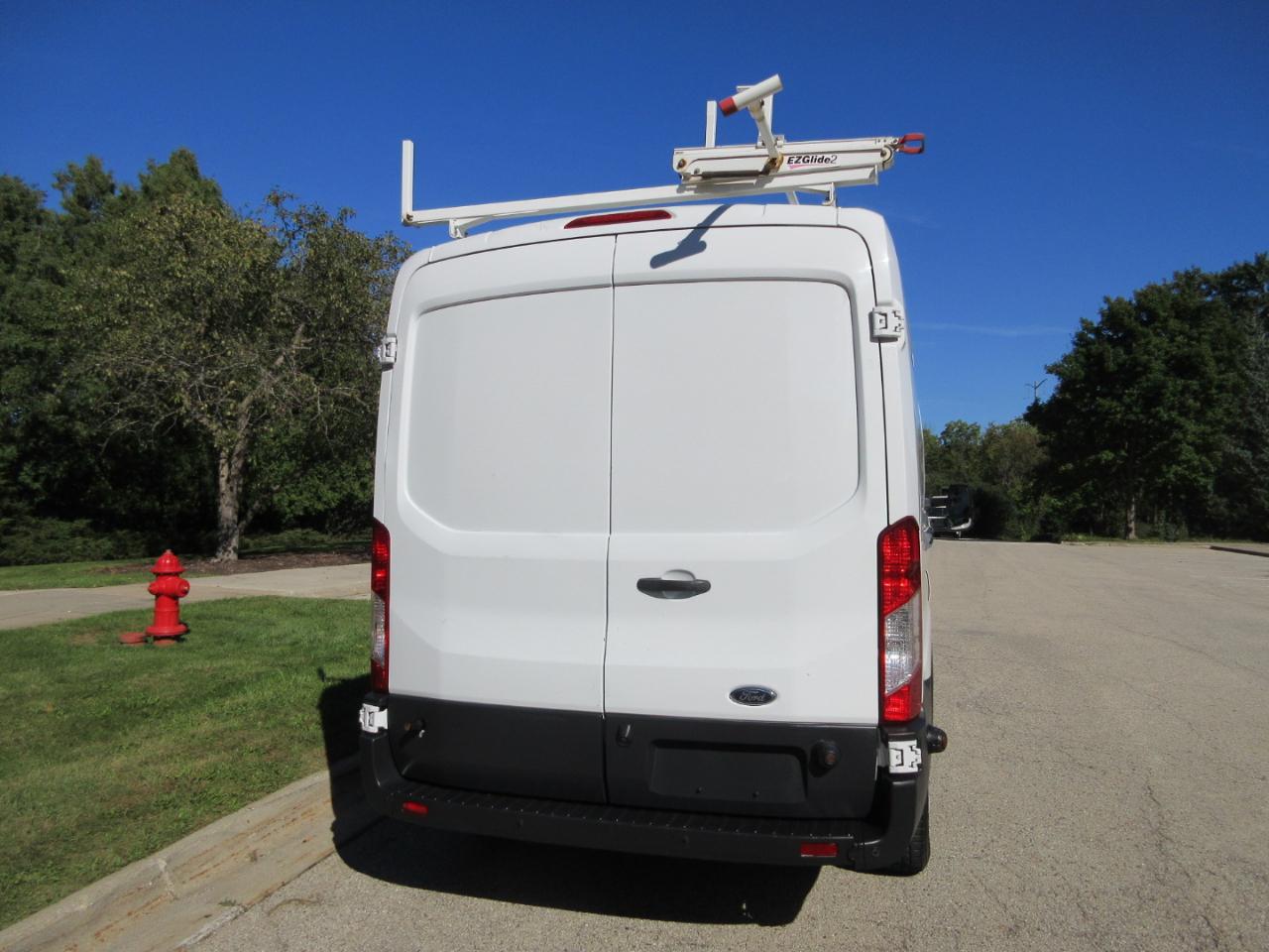 Ford Transit Cargo Van T-150 148" Med Rf 8600 GVWR Sliding RH Dr 2015