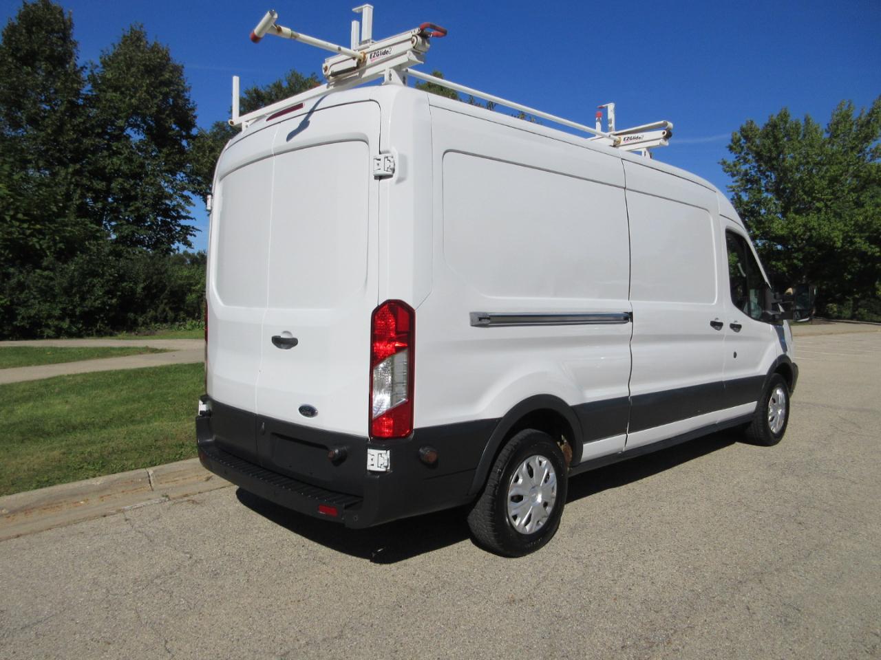 Ford Transit Cargo Van T-150 148" Med Rf 8600 GVWR Sliding RH Dr 2015
