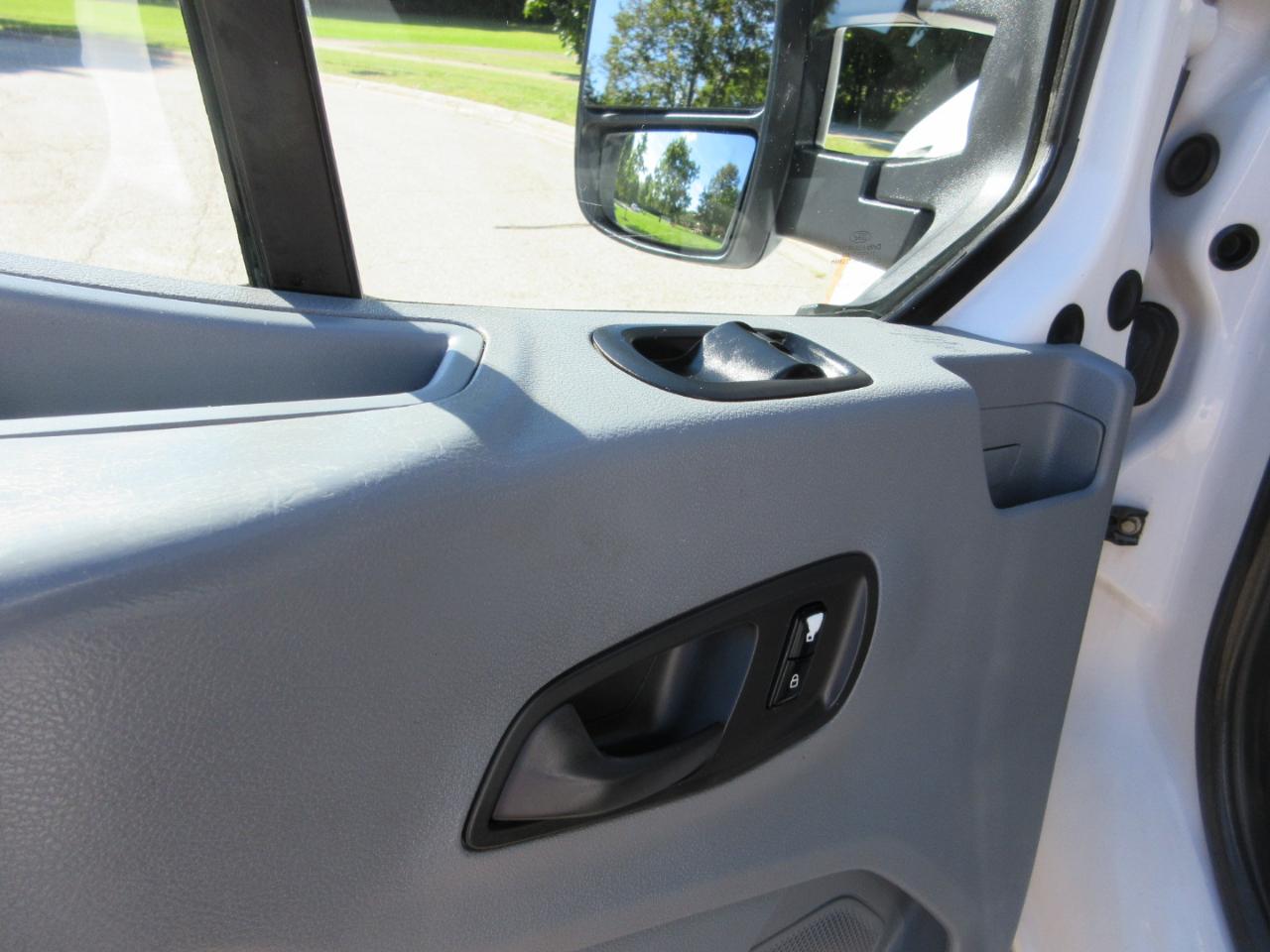 Ford Transit Cargo Van T-150 148" Med Rf 8600 GVWR Sliding RH Dr 2015