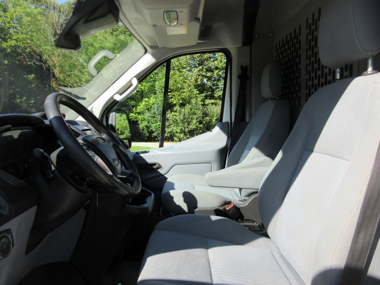 Ford Transit Cargo Van T-150 148" Med Rf 8600 GVWR Sliding RH Dr 2015