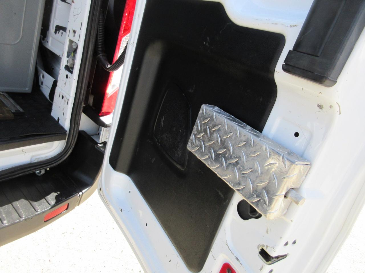 Ford Transit Van T-250 130" Low Rf 9000 GVWR Swing-Out RH Dr 2019