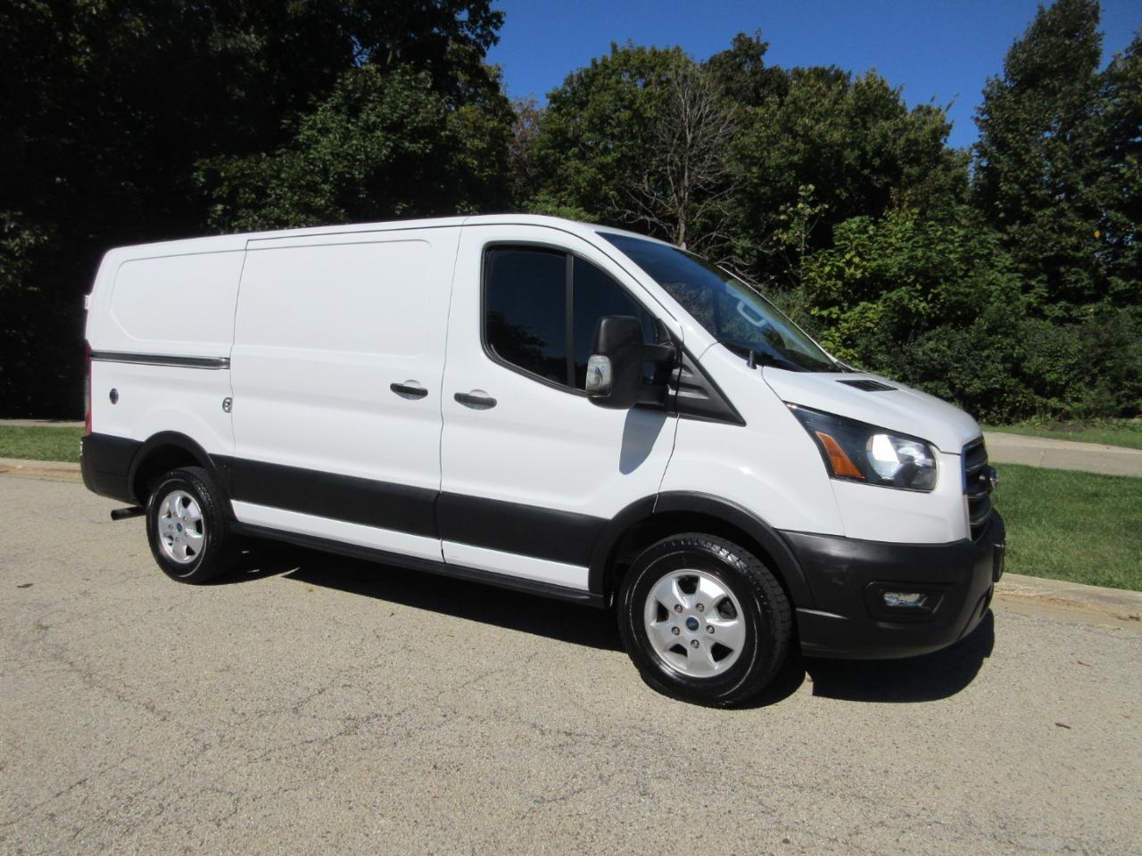 Ford Transit Cargo Van T-250 130" Low Rf 9070 GVWR RWD 2020
