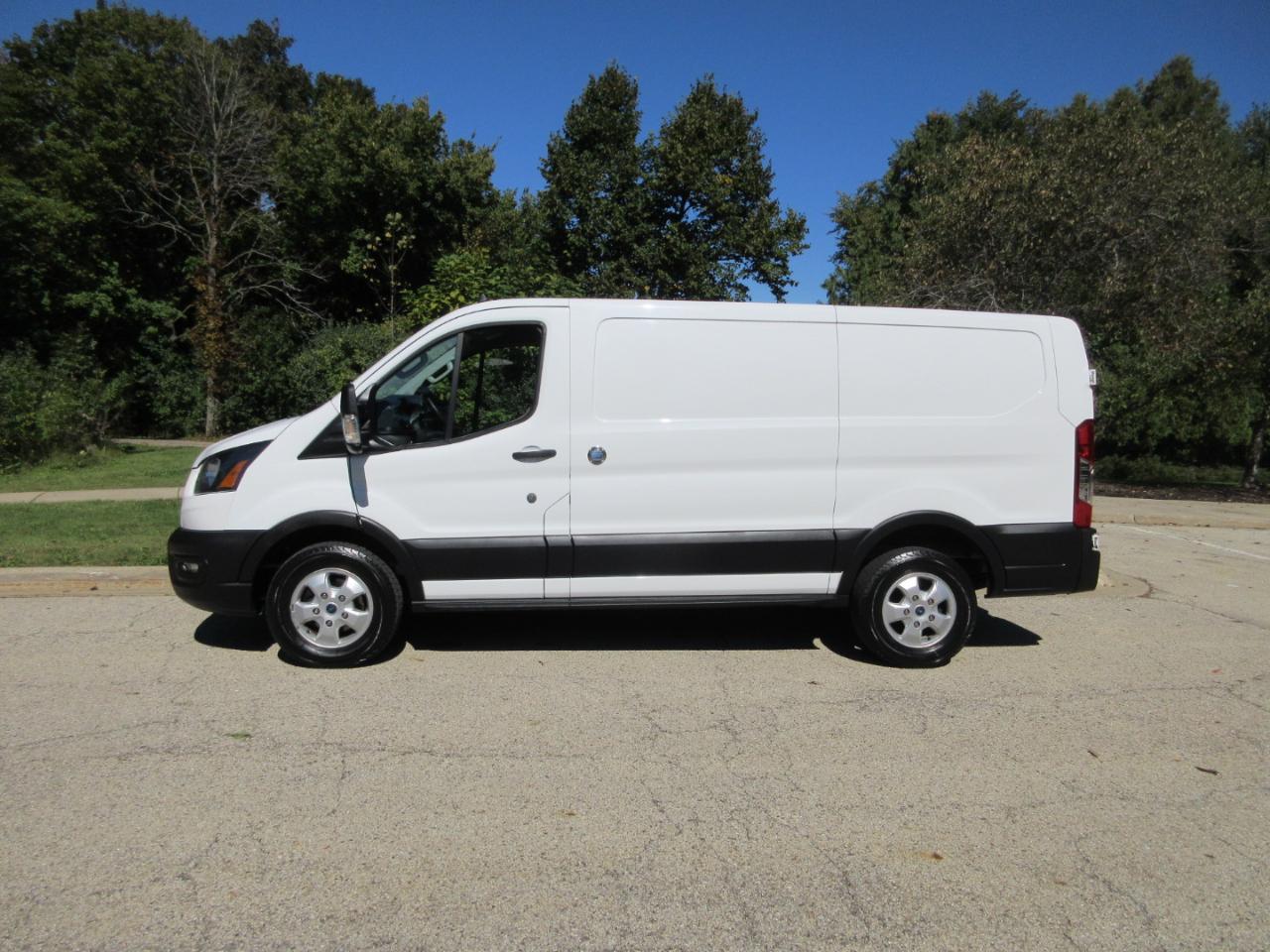 Ford Transit Cargo Van T-250 130" Low Rf 9070 GVWR RWD 2020