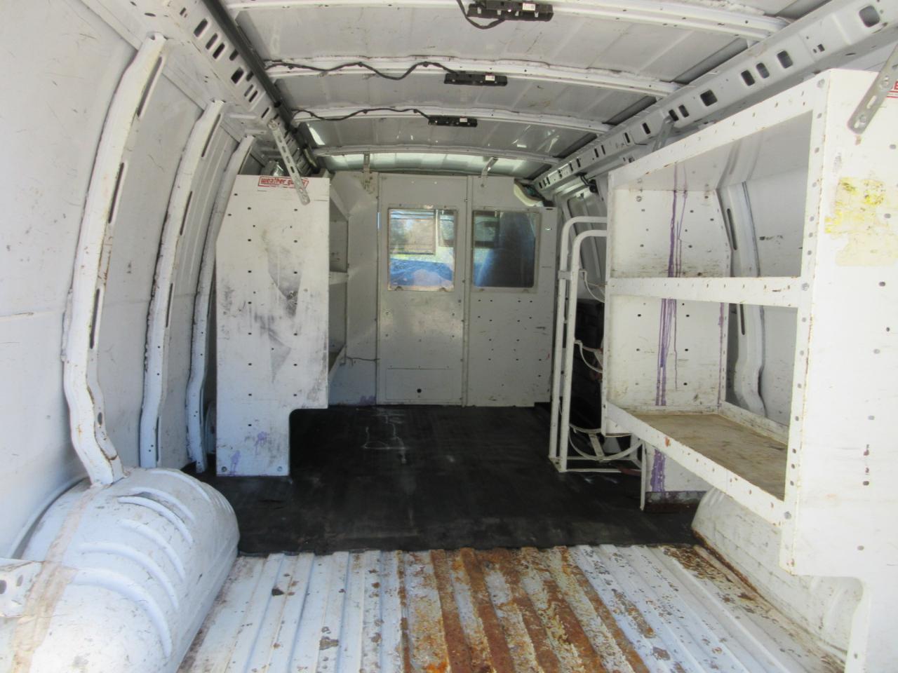 Chevrolet Express Cargo Van RWD 3500 155" 2016