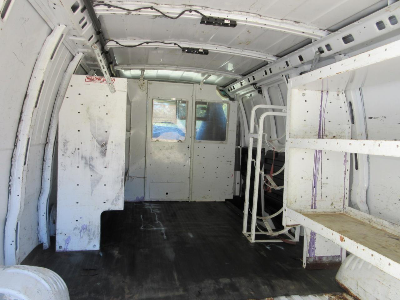 Chevrolet Express Cargo Van RWD 3500 155" 2016