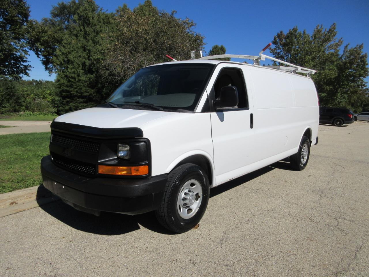 Chevrolet Express Cargo Van RWD 3500 155" 2016