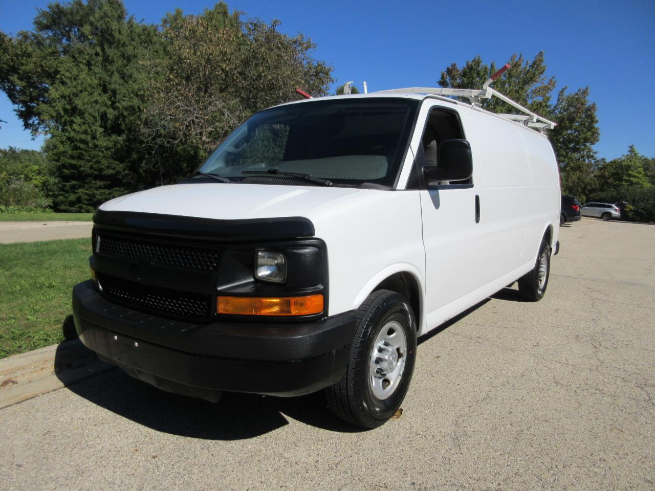 Chevrolet Express Cargo Van RWD 3500 155" 2016