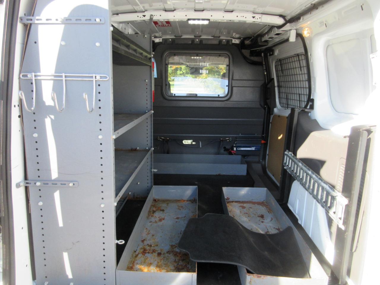 Ford Transit Connect Van XLT LWB w/Rear Symmetrical Doors 2020