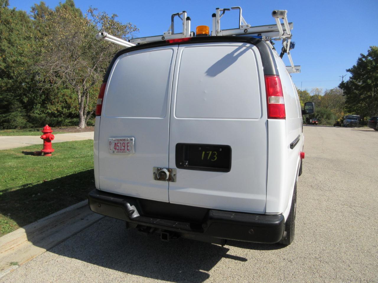 Chevrolet Express Cargo Van RWD 2500 135" 2017