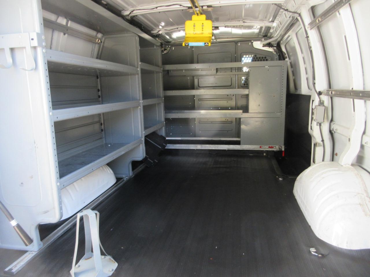 Chevrolet Express Cargo Van RWD 2500 135" 2017