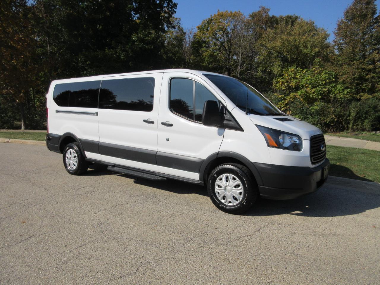 Ford Transit Wagon T-350 148" Low Roof XLT Sliding RH Dr 2016