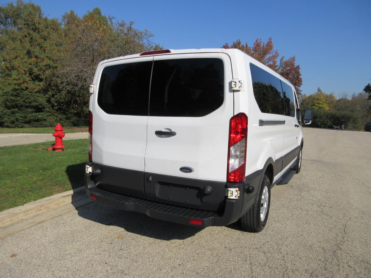 Ford Transit Wagon T-350 148" Low Roof XLT Sliding RH Dr 2016
