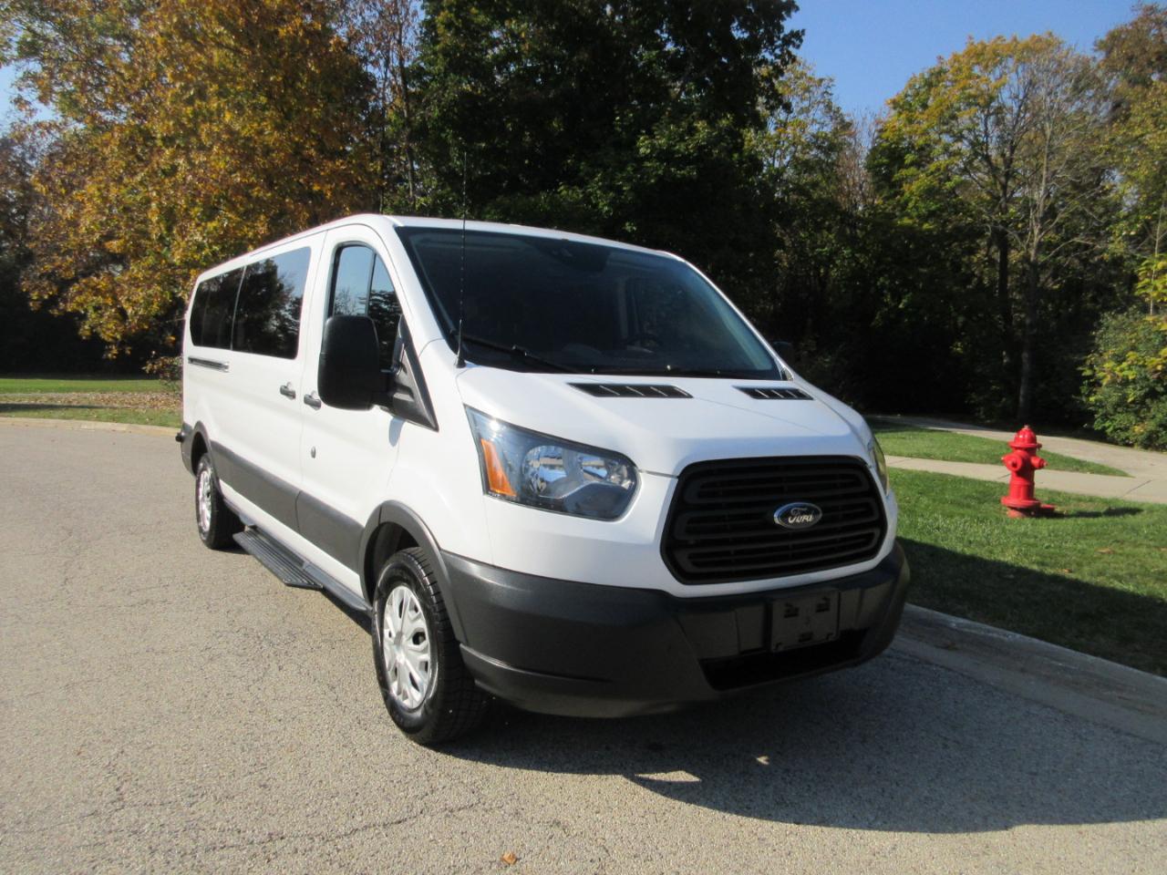 Ford Transit Wagon T-350 148" Low Roof XLT Sliding RH Dr 2016