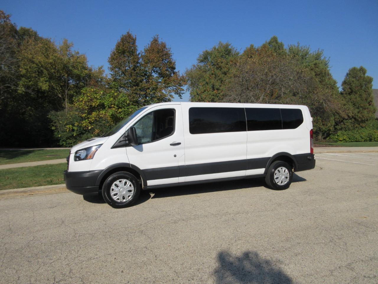 Ford Transit Wagon T-350 148" Low Roof XLT Sliding RH Dr 2016