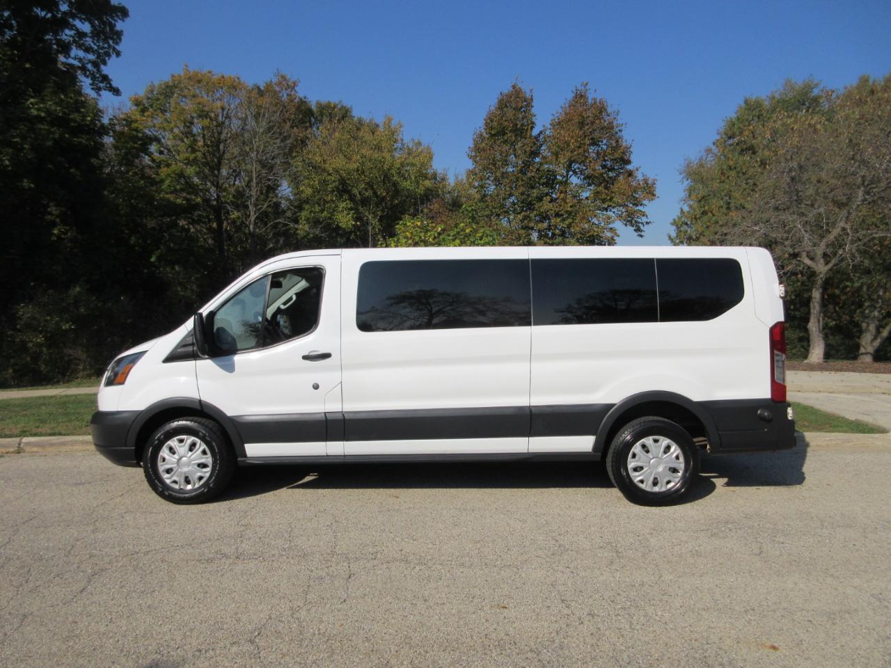 Ford Transit Wagon T-350 148" Low Roof XLT Sliding RH Dr 2016