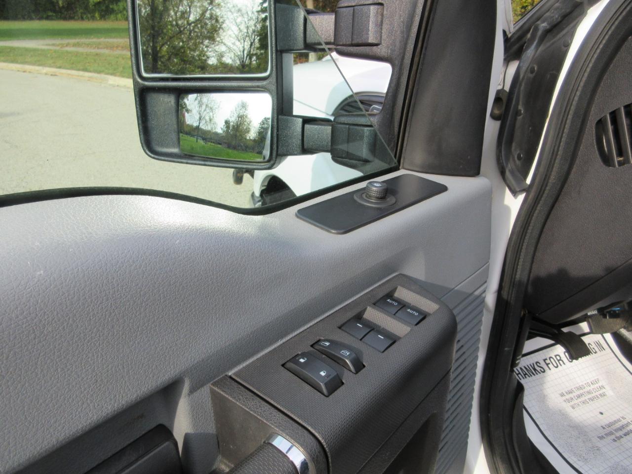 Ford Super Duty F-250 SRW 4WD Crew Cab 172" XLT 2015
