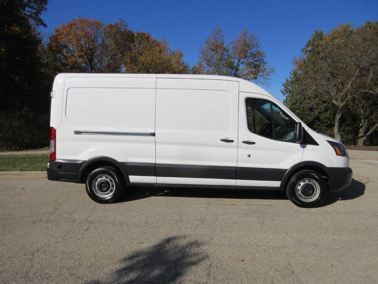 Ford Transit Cargo Van T-150 148" Med Rf 8600 GVWR Sliding RH Dr 2015