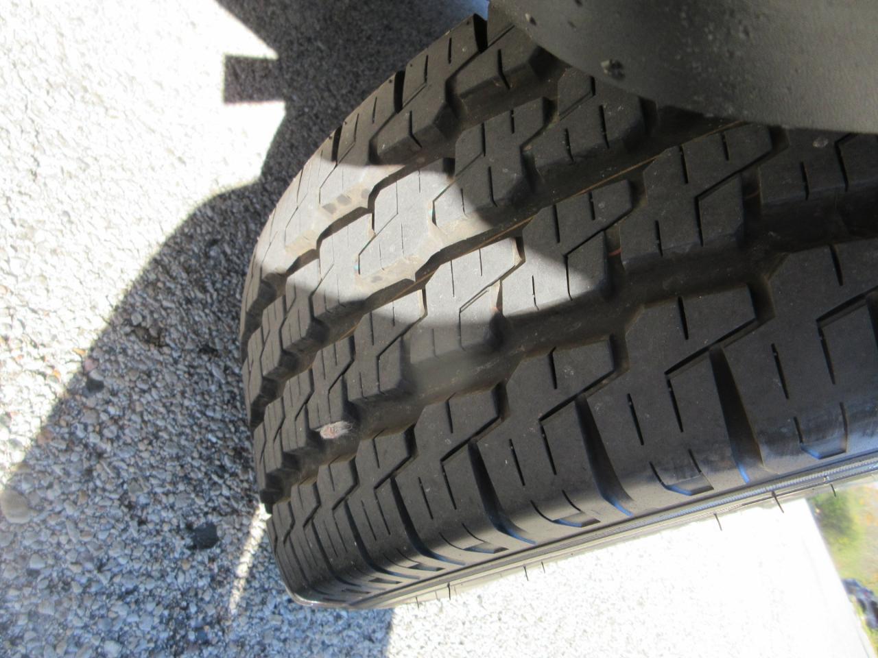 Ford Transit Cargo Van T-150 148" Med Rf 8600 GVWR Sliding RH Dr 2015