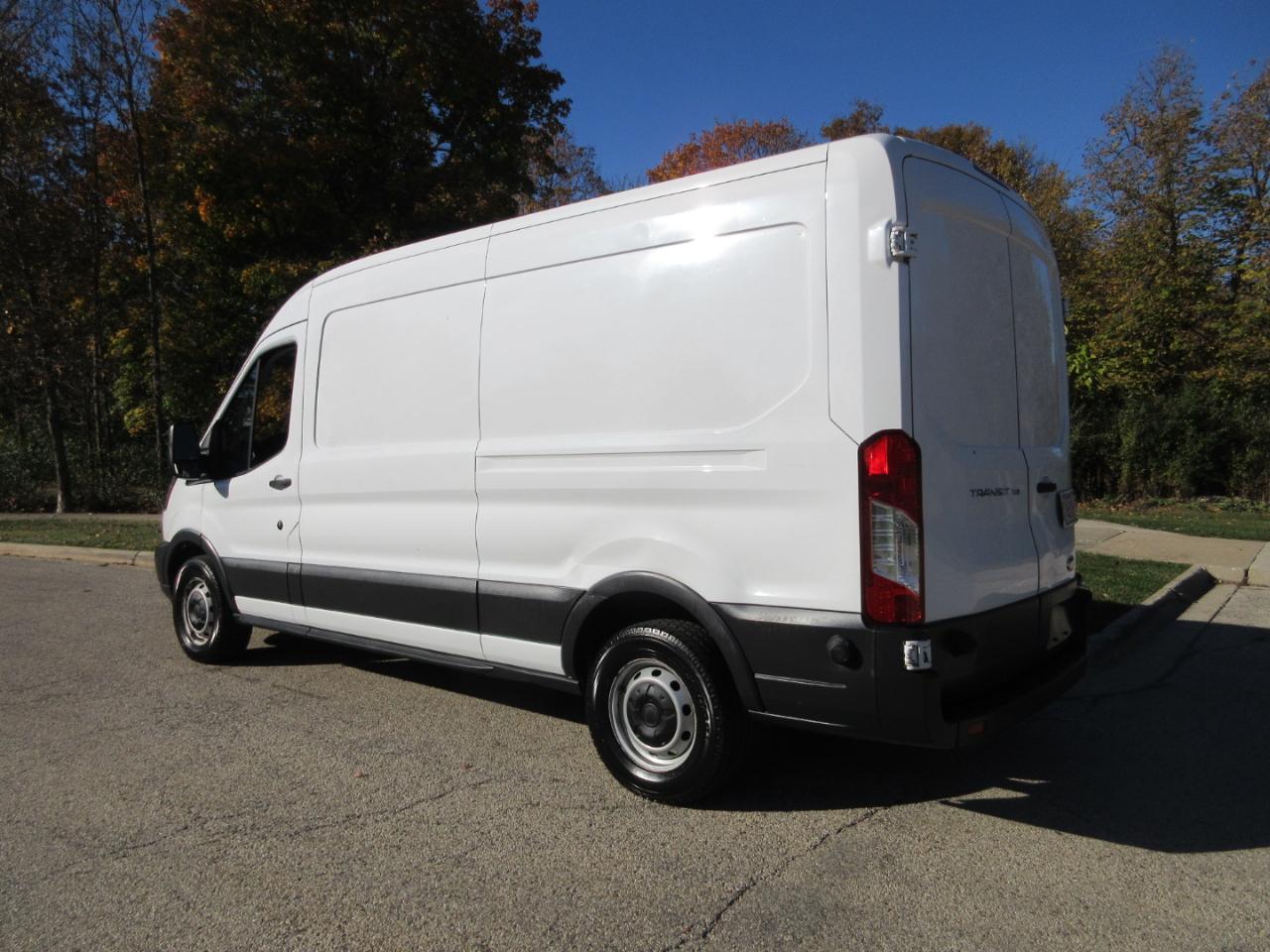 Ford Transit Cargo Van T-150 148" Med Rf 8600 GVWR Sliding RH Dr 2015