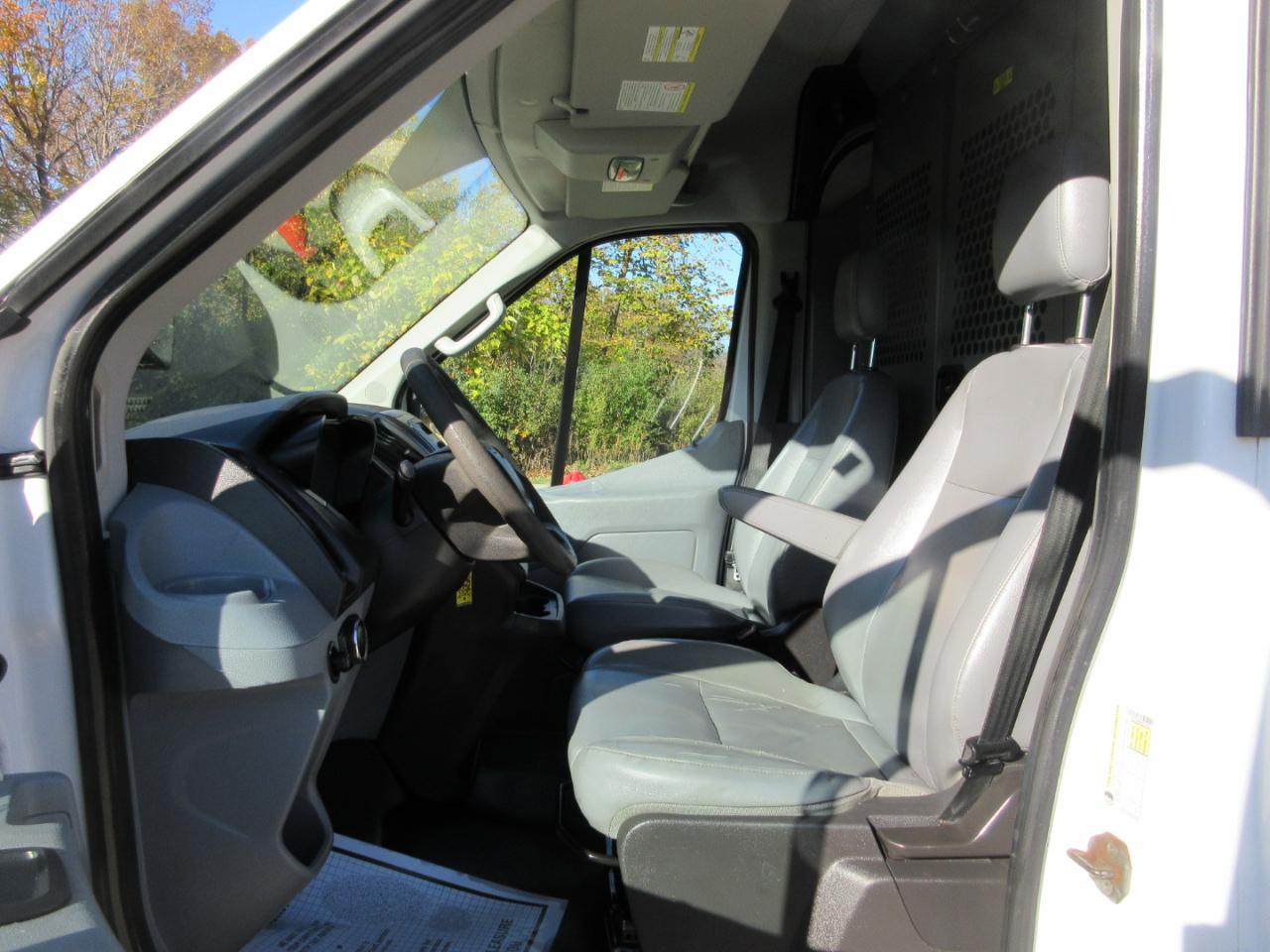 Ford Transit Cargo Van T-150 148" Med Rf 8600 GVWR Sliding RH Dr 2015