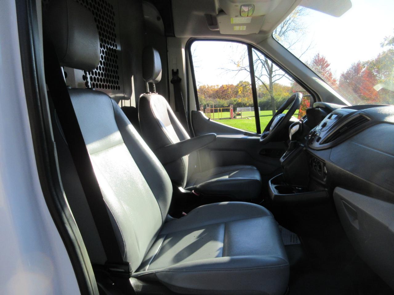 Ford Transit Cargo Van T-150 148" Med Rf 8600 GVWR Sliding RH Dr 2015