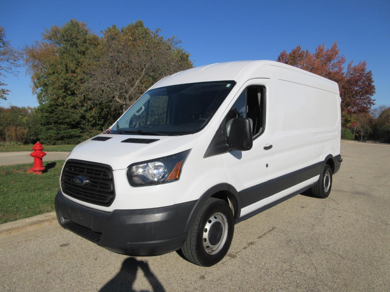 Ford Transit Cargo Van T-150 148" Med Rf 8600 GVWR Sliding RH Dr 2015