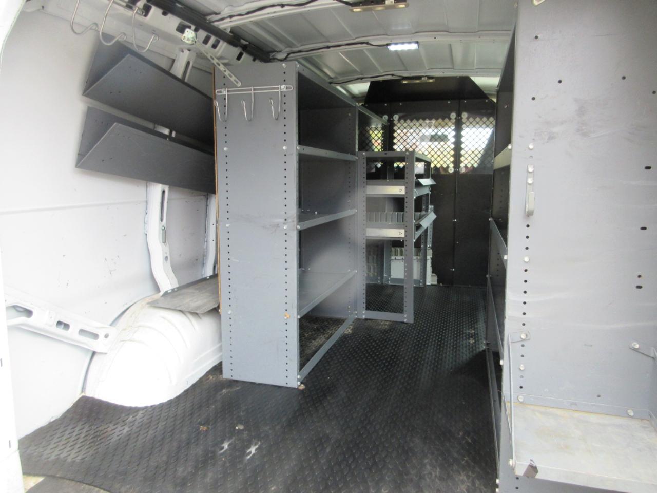 Chevrolet Express Cargo Van RWD 2500 135" 2016