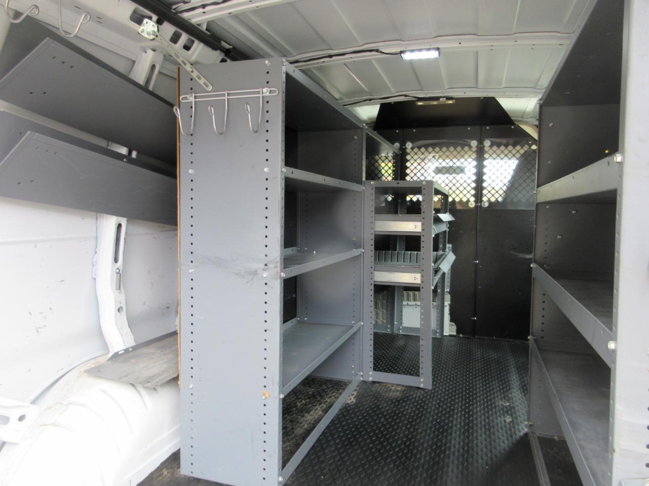 Chevrolet Express Cargo Van RWD 2500 135" 2016