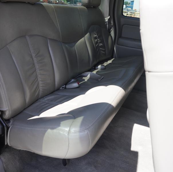 Chevrolet Silverado 1500 LT Ext. Cab 3-Door Short Bed 4WD 2000