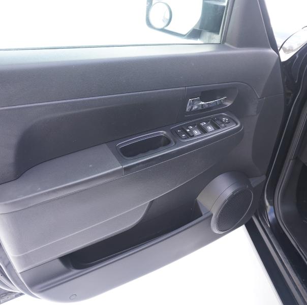 Jeep Liberty Sport 4WD 2012