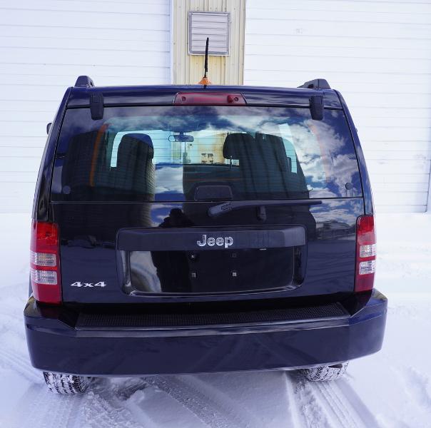 Jeep Liberty Sport 4WD 2012