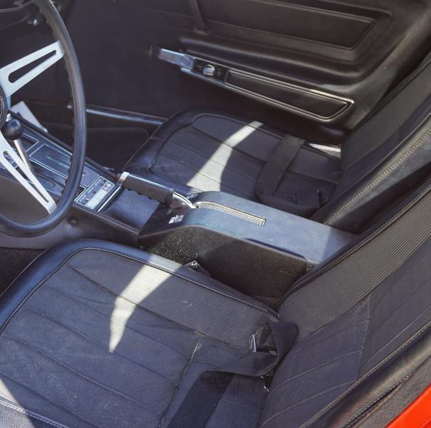 Chevrolet Corvette 2D Coupe 1971