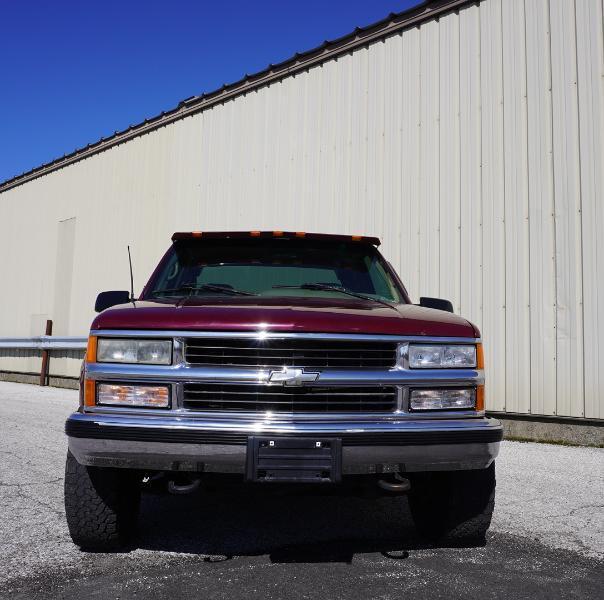 Chevrolet C/K 2500 Ext. Cab 8-ft. Bed 4WD 1996