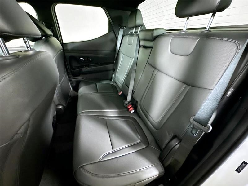 Hyundai Santa Fe  2025